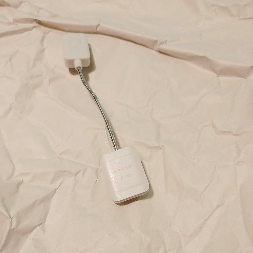 Tiny Booklight